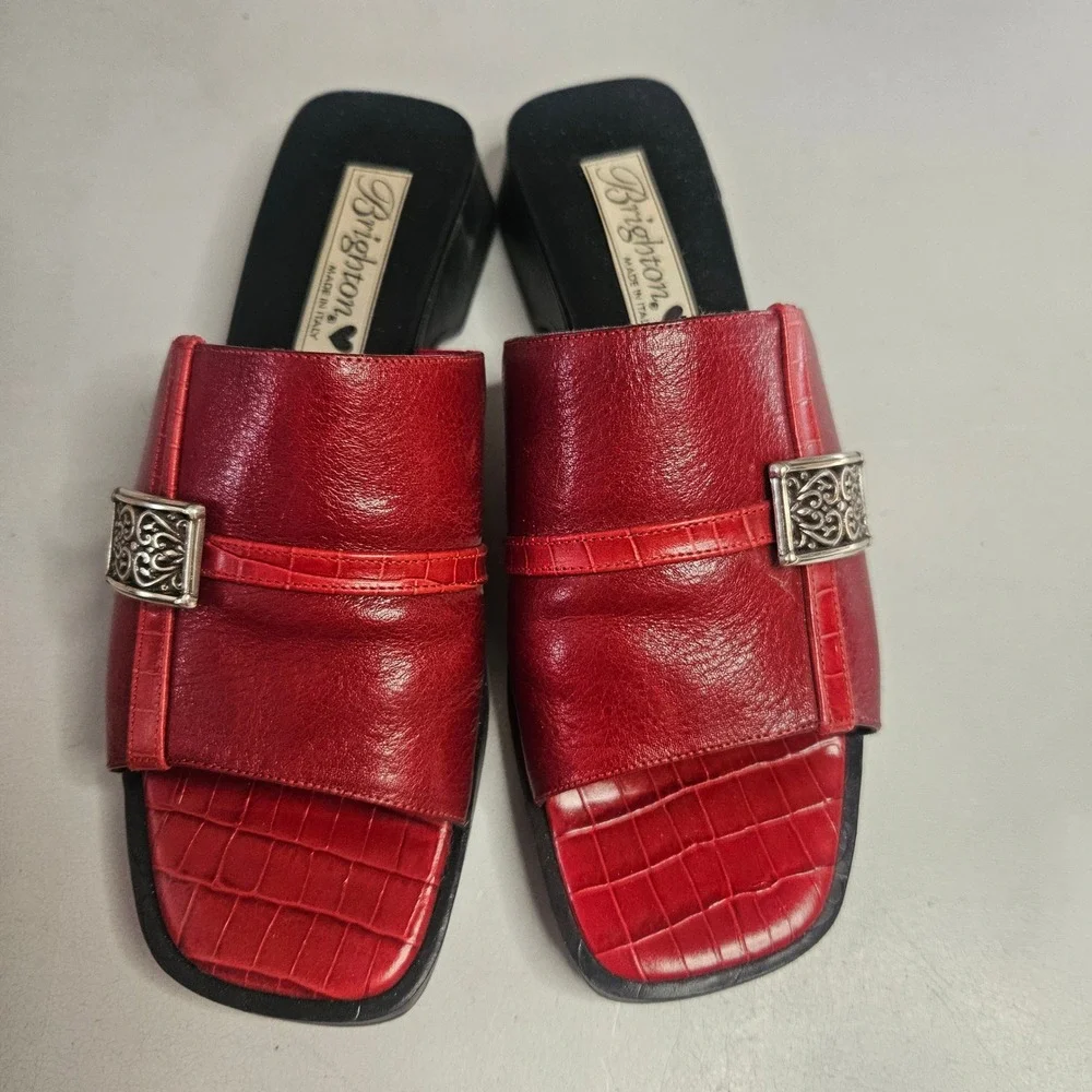 Brighton Beth Red Leather Slide Sandals Croc Embossed Buckle Mules Made Italy 7M